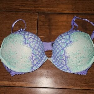 Victoria's Secret Bombshell Plunge Push Up Bra